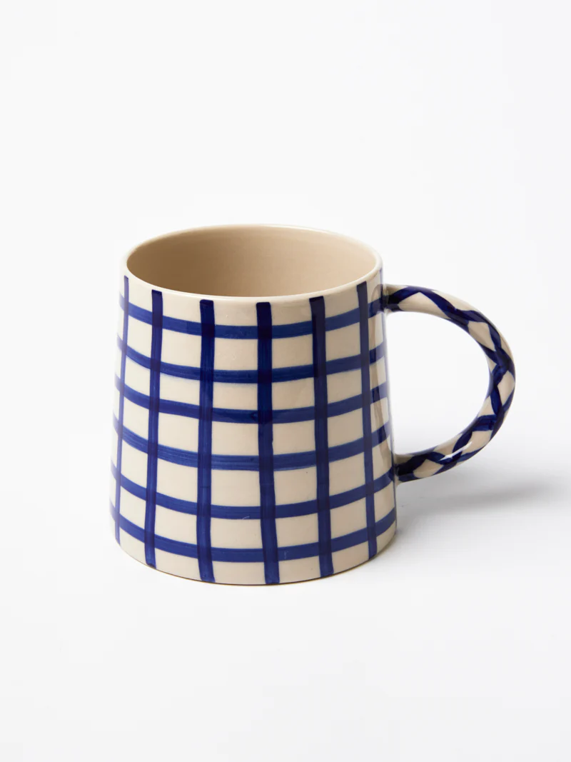 LARDER CHECK MUG NAVY - Image 3