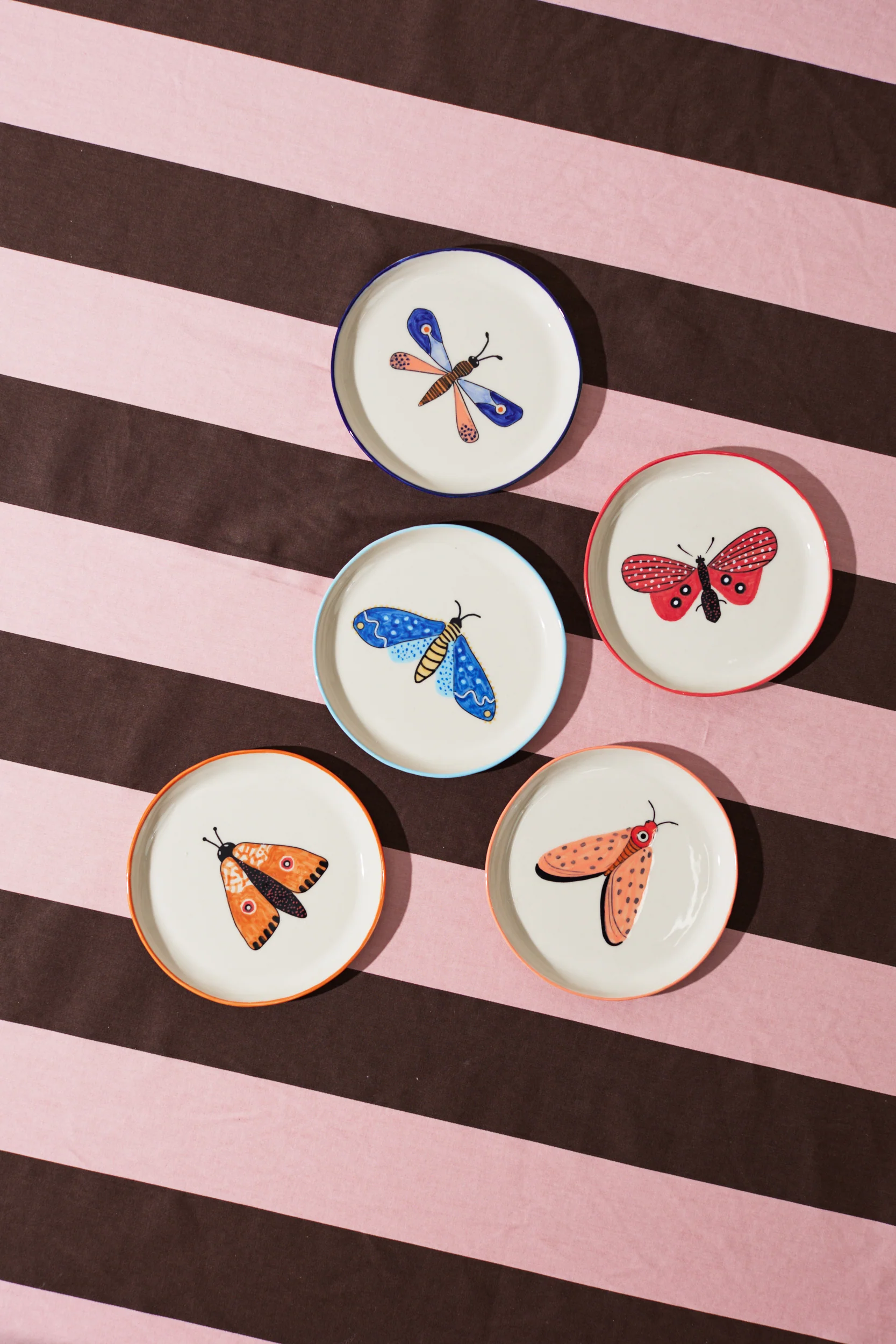 MOTH PARTY TRAY PINK - Image 2