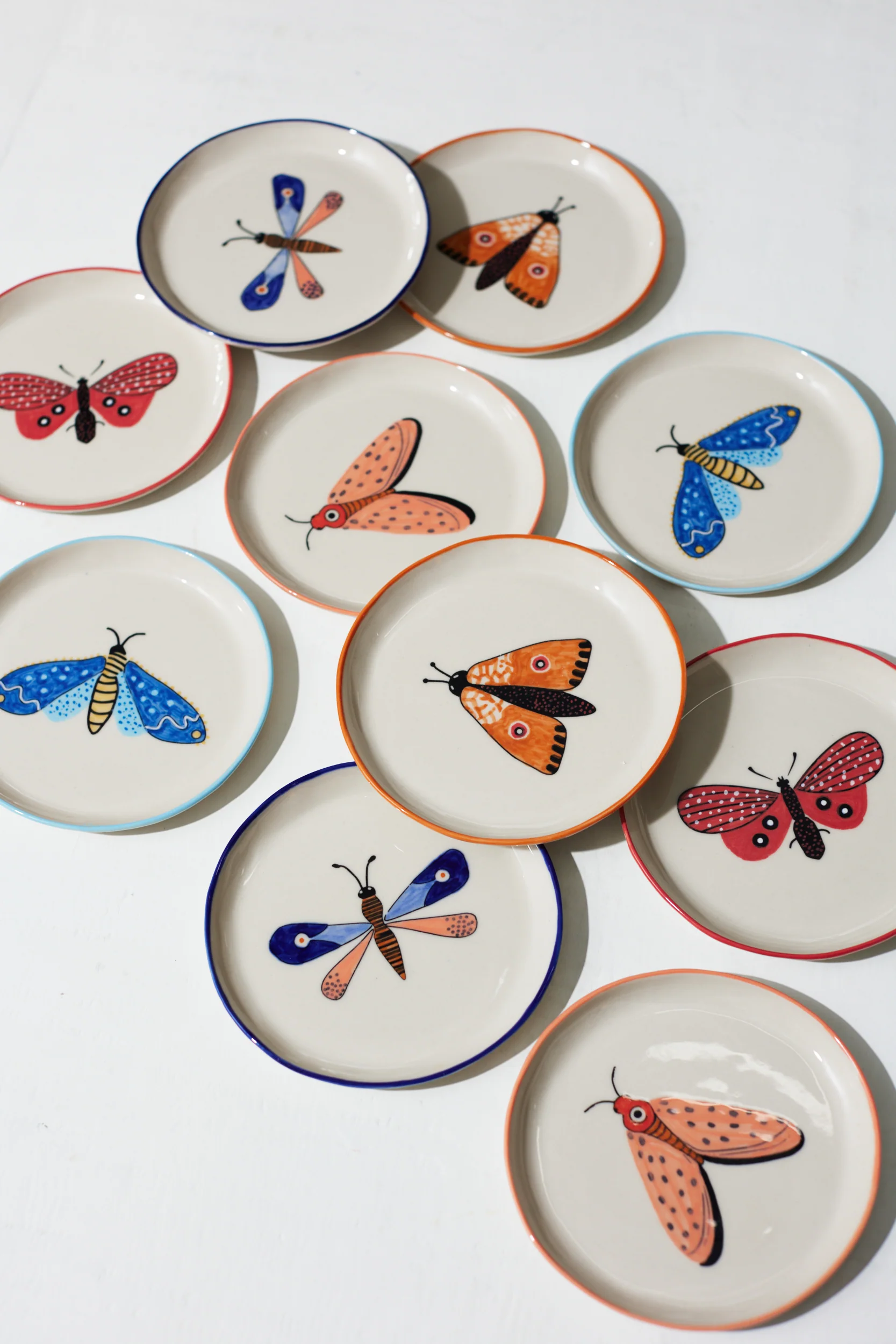 MOTH PARTY TRAY PINK - Image 3